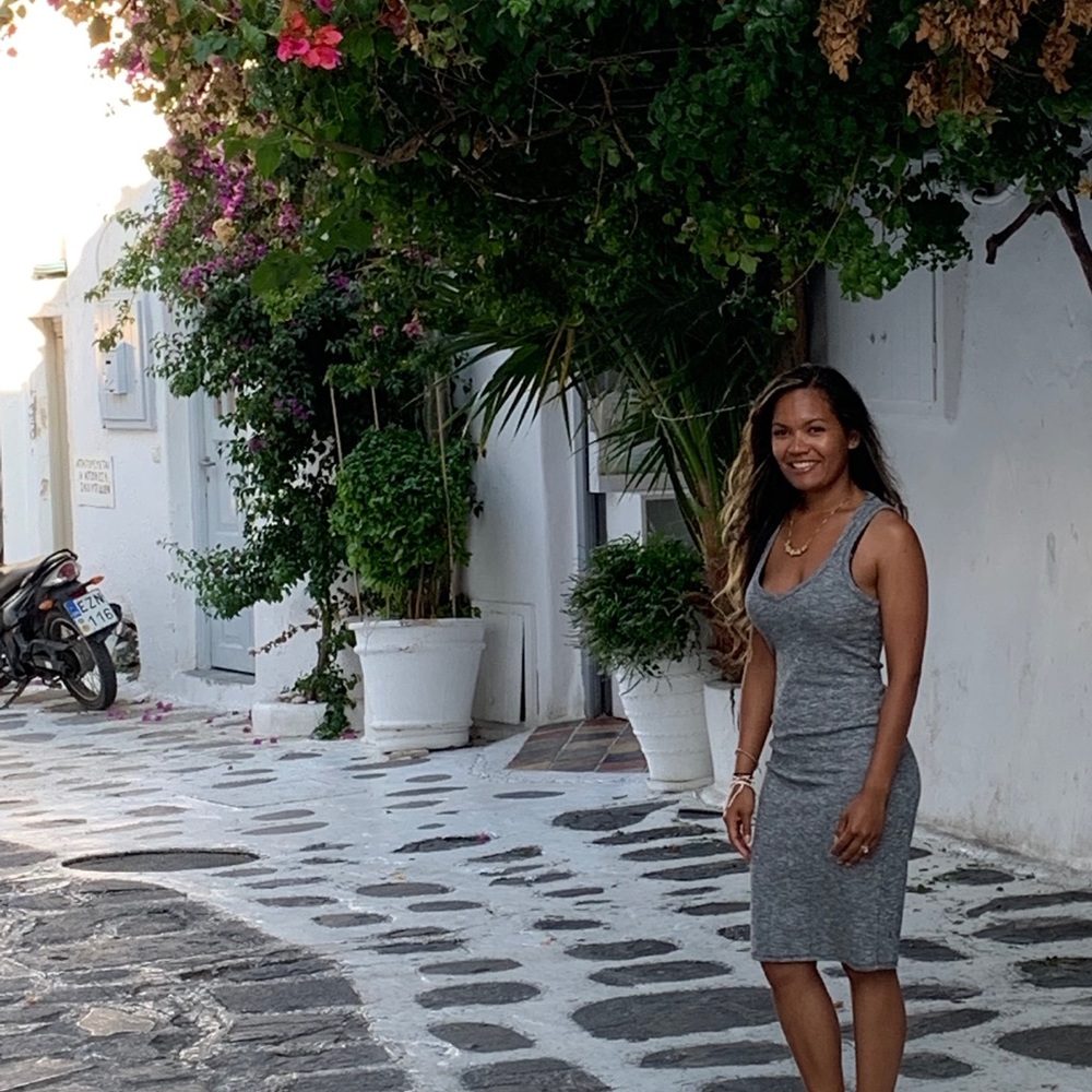 Meet your Posher, Carla